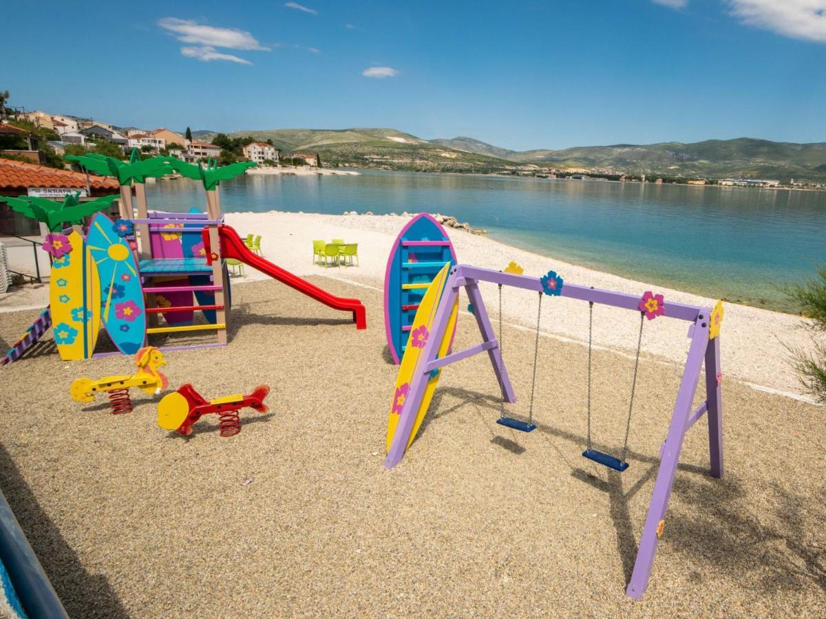 Apartment Mornar-3 By Interhome Trogir Exterior foto
