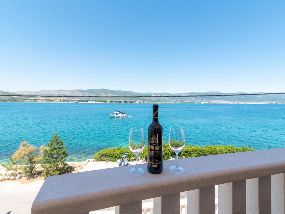 Apartment Mornar-3 By Interhome Trogir Exterior foto