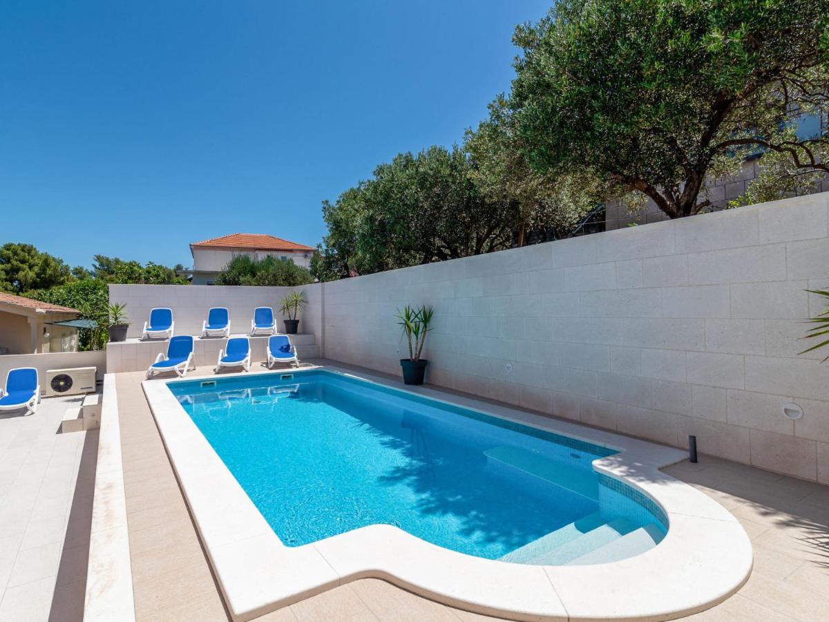 Apartment Mornar-3 By Interhome Trogir Exterior foto